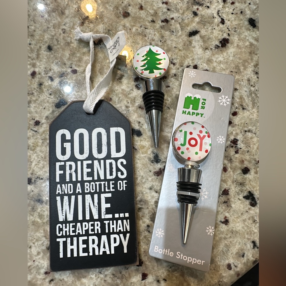 Wine stoppers and tag trio ❤️🎄